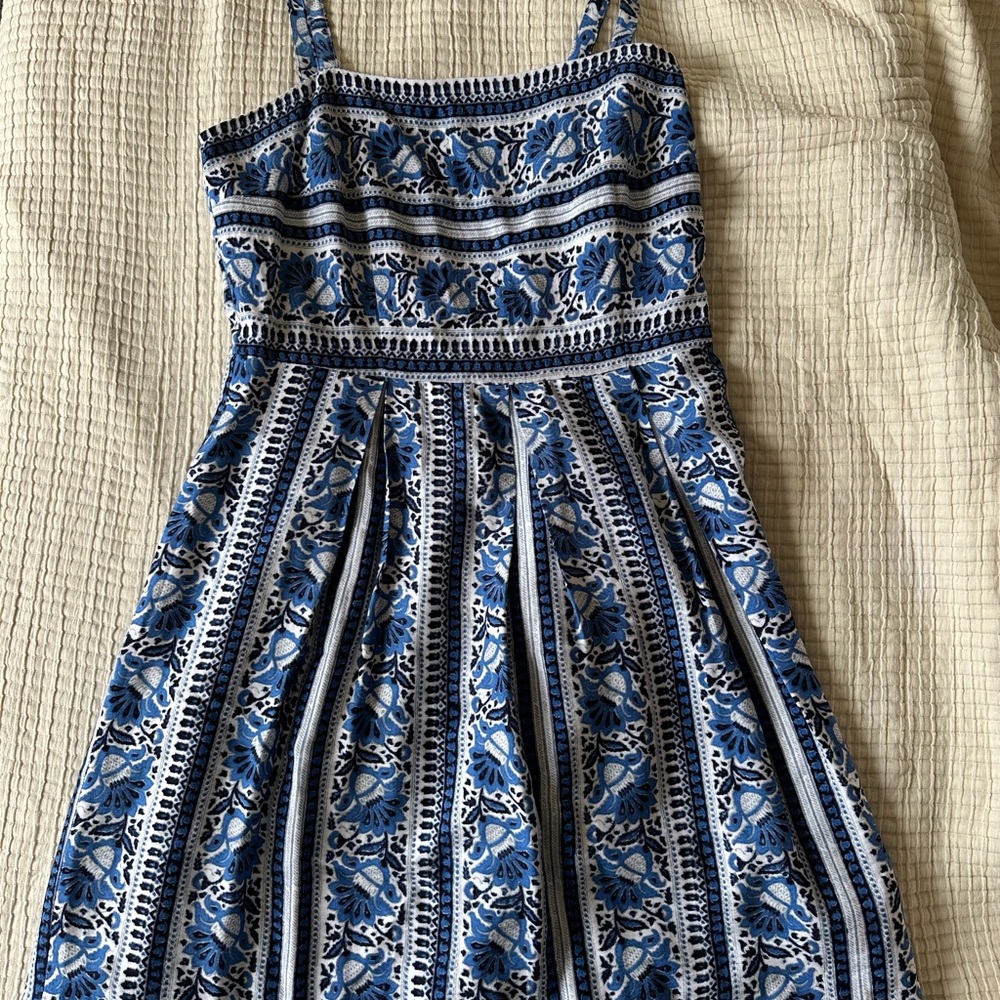 LOFT Blue and White Patterned Dress Straps